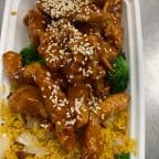 Best Sesame Chicken (Combo Platter) in New Hyde Park, NY