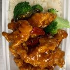 Best General Tso's Chicken (Combo Platter) in New Hyde Park, NY